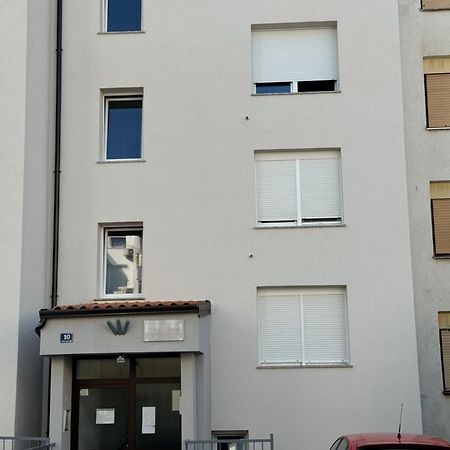 Apartment Tomy Rijeka Exteriör bild