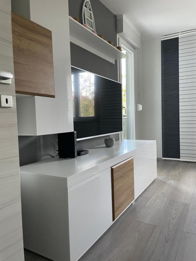 Apartment Tomy Rijeka Exteriör bild
